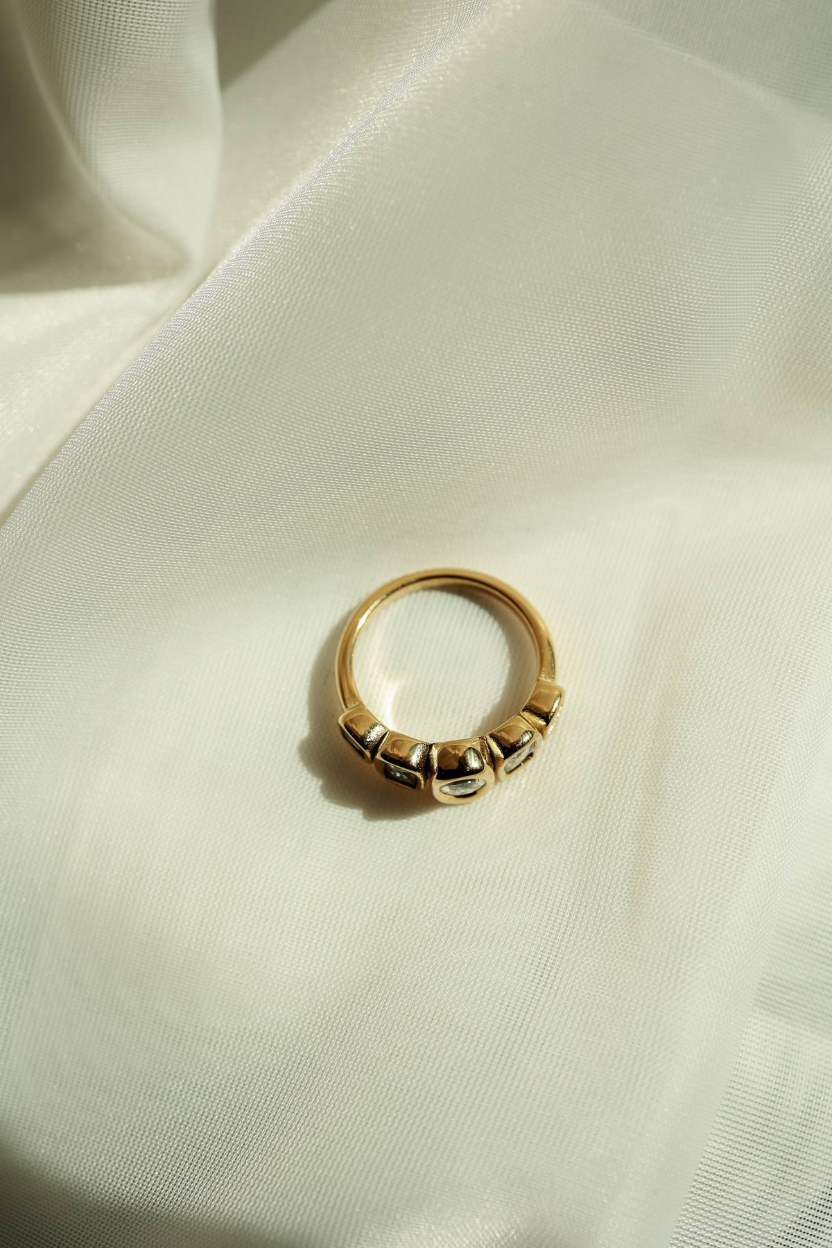THE GEMMA RING: 8
