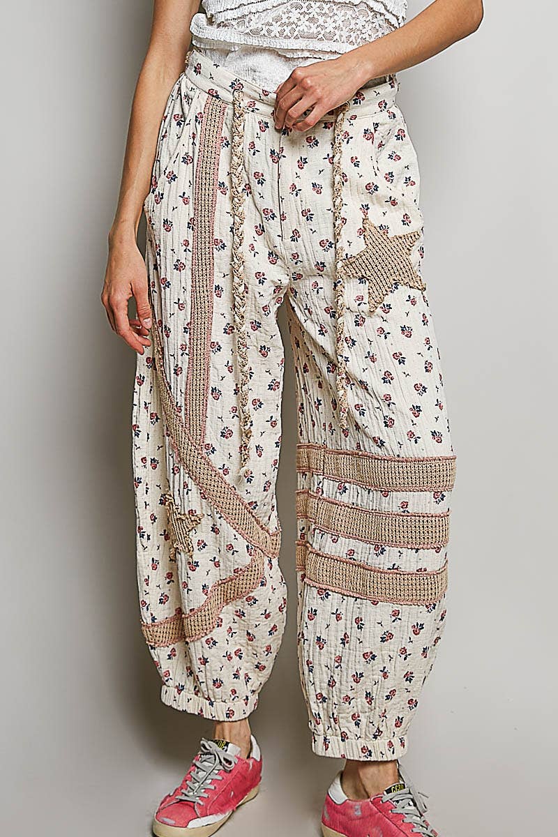 Floral Star Patch Printed Jogger Pants