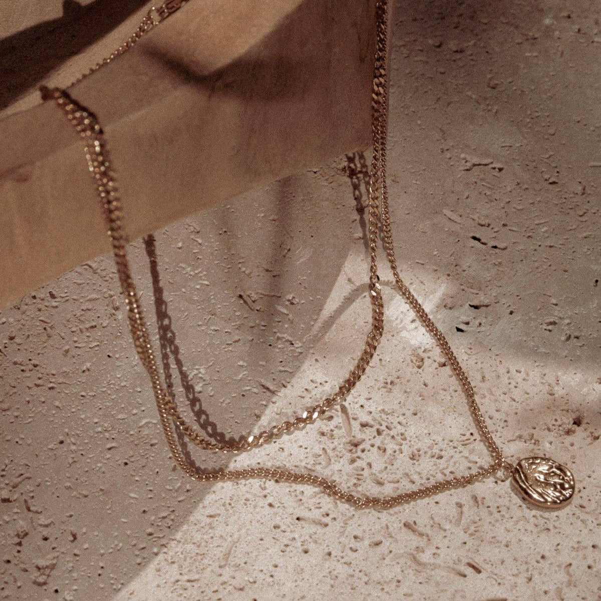 MAVIS NECKLACE | waterproof gold necklace