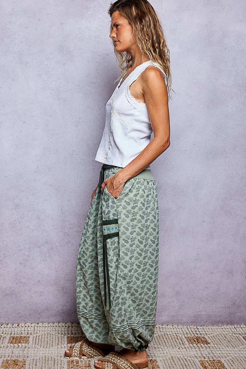 Double Gauze Paisley Embroidered Woven Jogger Pants