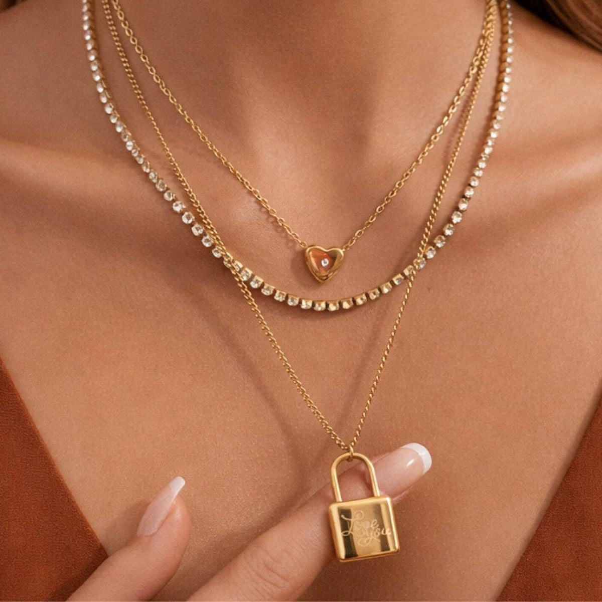 18K Gold PVD Plated Stainless Steel Layered Lock Necklace – 7904: S0OX3T7977